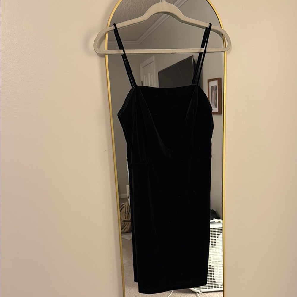 Black Sleeveless Spaghetti Strap Mini Dress